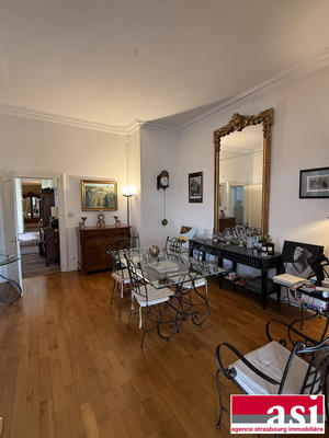 Appartement - 250 m² - 10 pièces