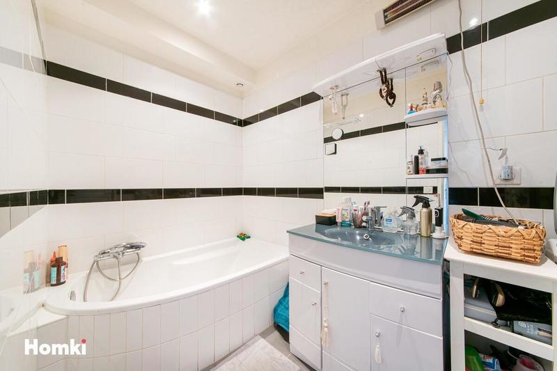 Villa - 90 m² - 4 pièces