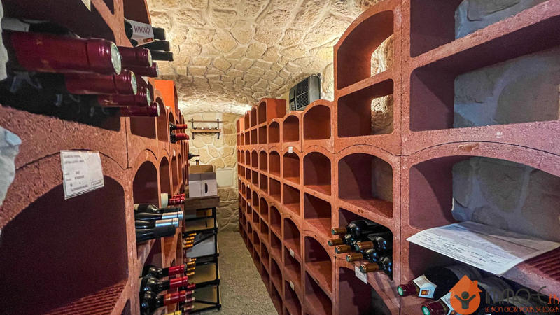 Maison - 295 m² - 9 pièces