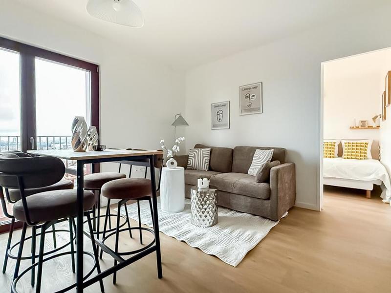 Chambre - 11 m² - 1 pièce