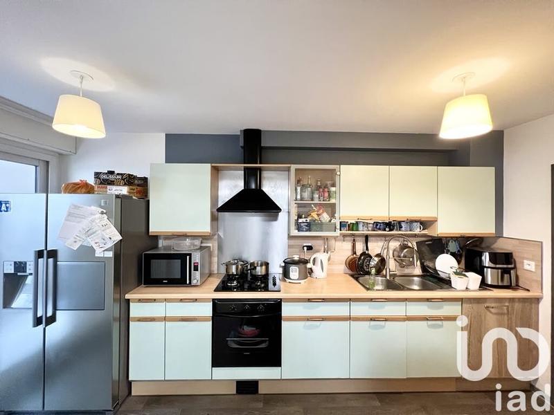 Appartement - 93 m² - 5 pièces