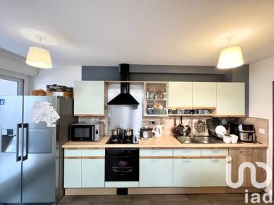 Appartement - 93 m² - 5 pièces