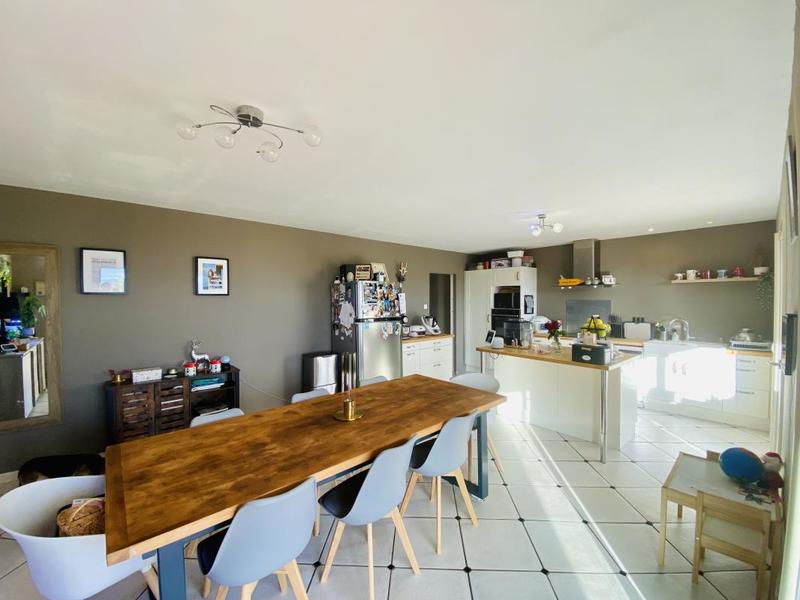 Maison - 141 m² - 6 pièces