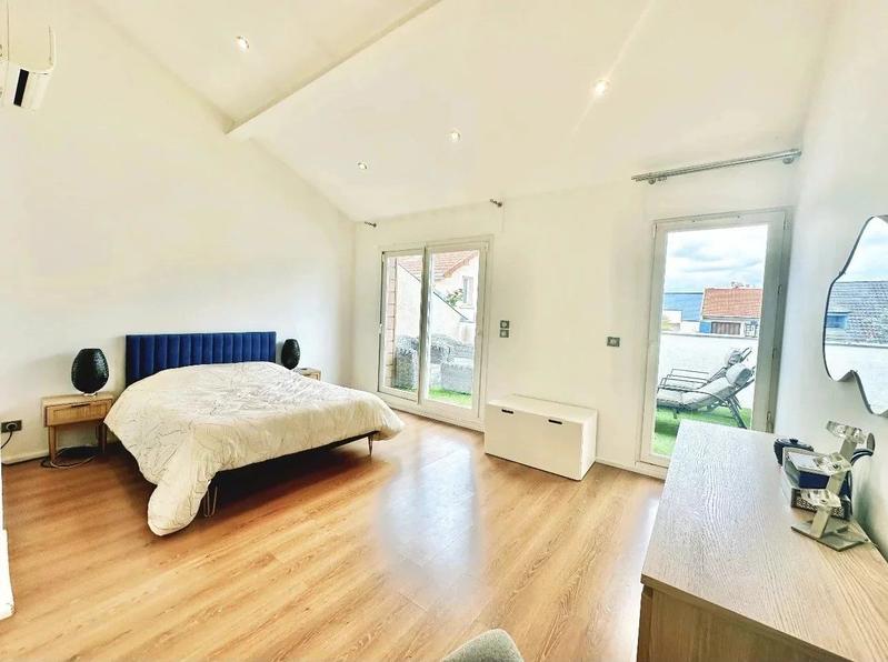 Appartement - 122 m² - 4 pièces