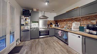 Maison - 102 m² - 6 pièces