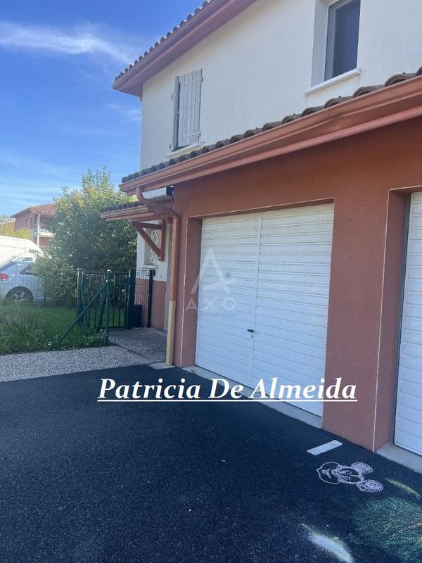 Maison jumelée - 92 m² - 4 pièces