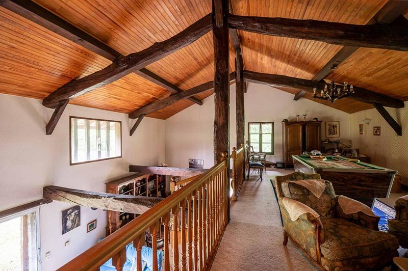 Maison - 180 m² - 6 pièces