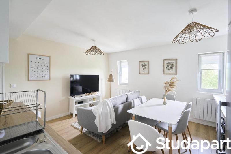 Chambre - 8 m² - 1 pièce