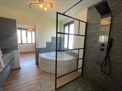 Villa - 150 m² - 6 pièces