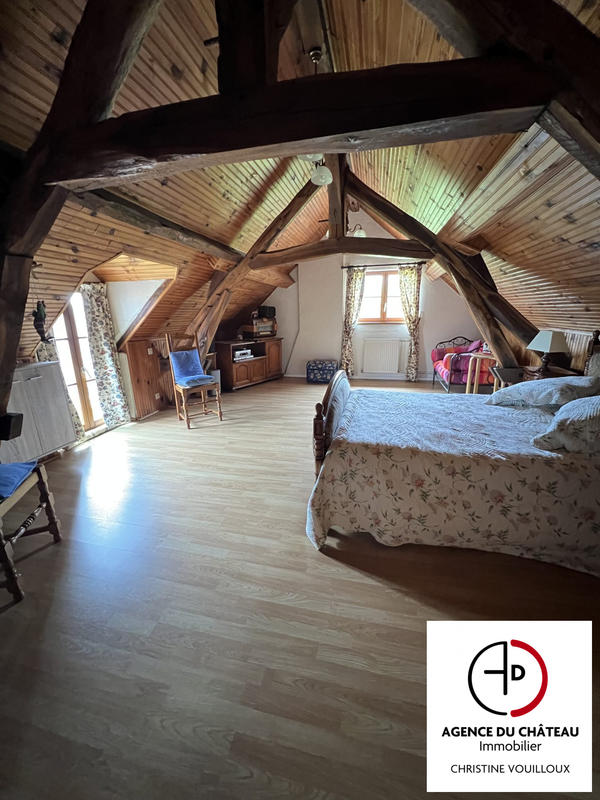 Maison ancienne - 203 m² - 8 pièces