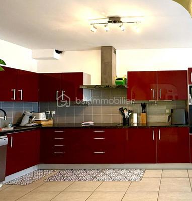 Maison - 117 m² - 5 pièces