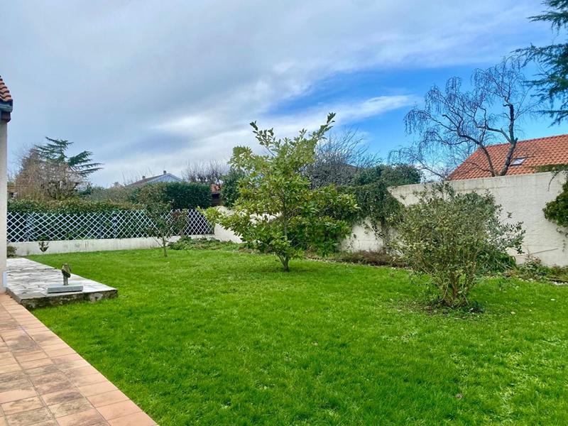 Maison - 105 m² - 6 pièces