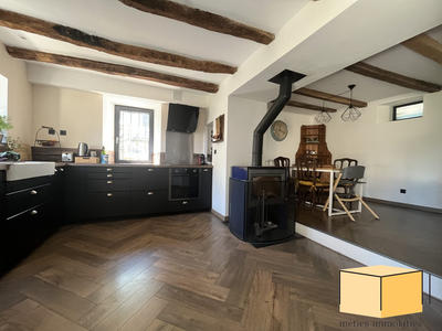 Maison ancienne - 220 m² - 9 pièces