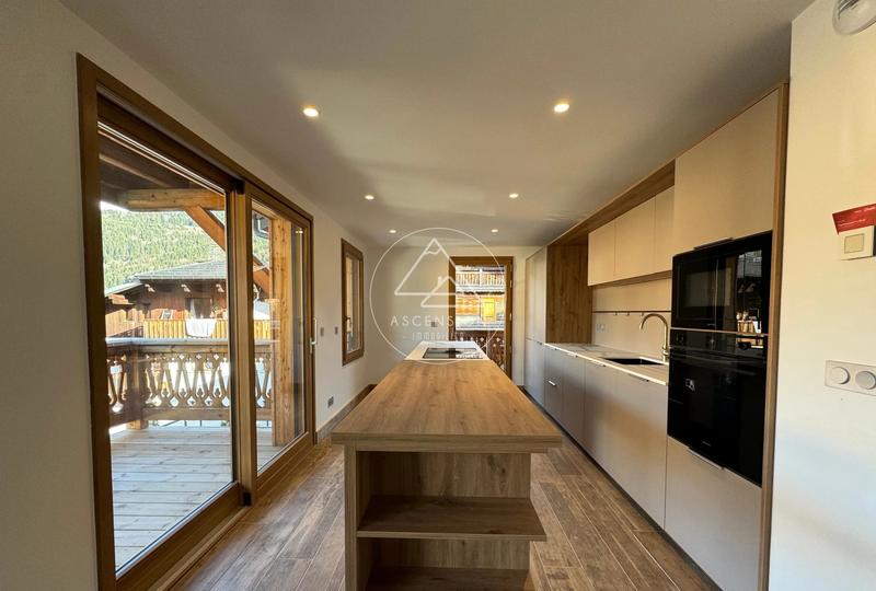 Appartement - 150 m² - 5 pièces