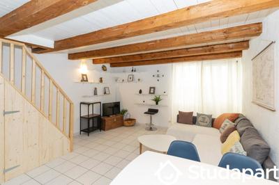 Chambre - 25 m² - 1 pièce