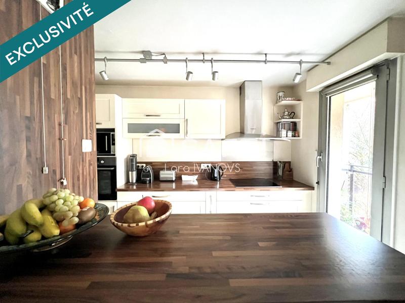 Appartement - 94 m² - 4 pièces