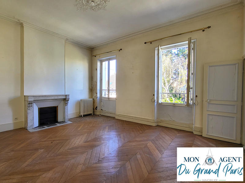 Maison - 180 m² - 7 pièces