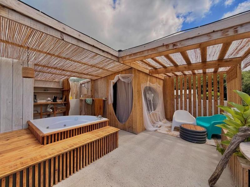 Maison - 163 m² - 8 pièces