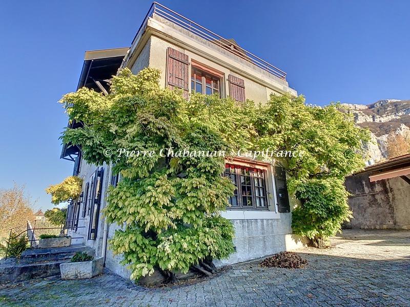 Maison bourgeoise - 185 m² - 7 pièces