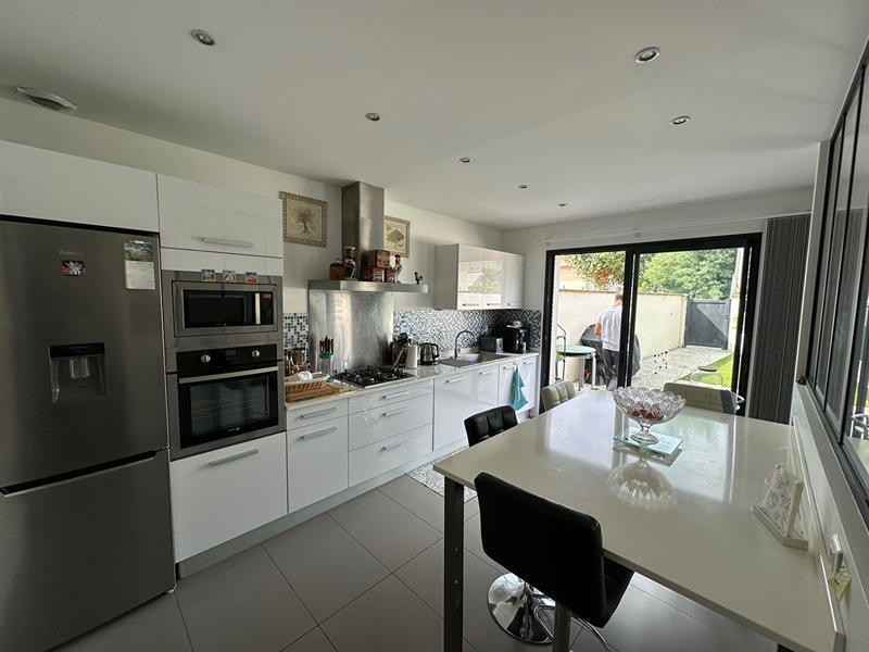 Maison - 139 m² - 5 pièces