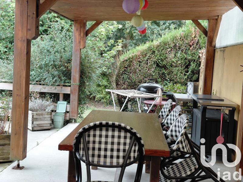 Maison - 99 m² - 6 pièces