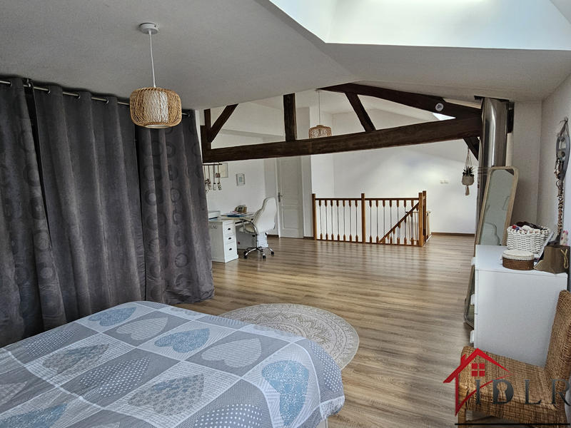 Maison - 168 m² - 5 pièces