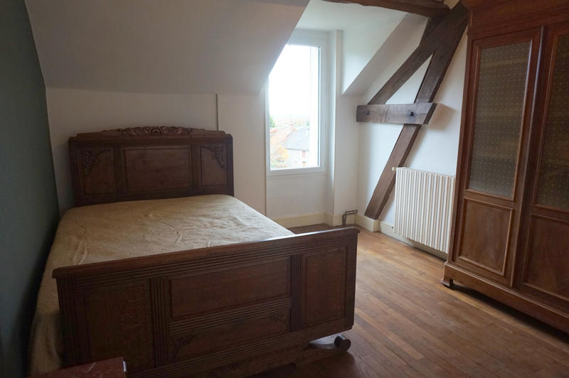 Maison - 137 m² - 7 pièces