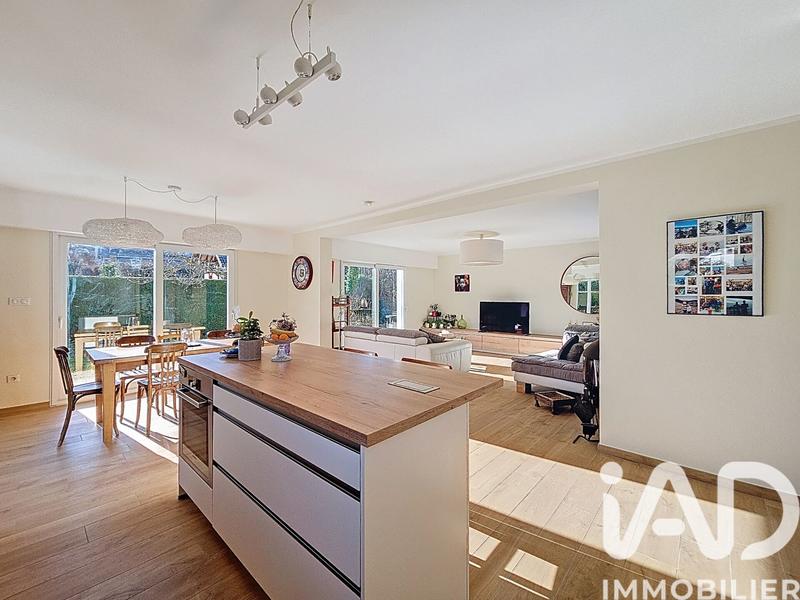 Maison - 171 m² - 6 pièces