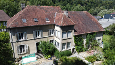 Maison - 222 m² - 9 pièces