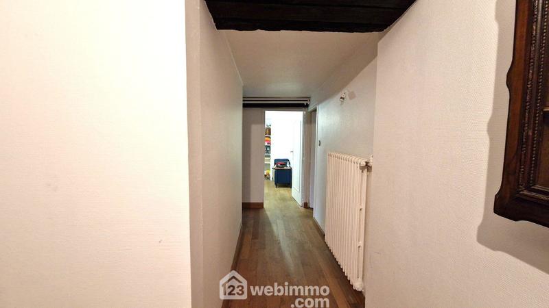 Maison - 179 m² - 6 pièces