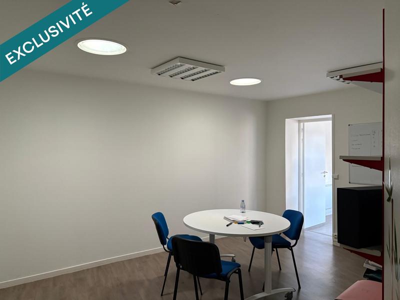 Bureau - 102 m² - 5 pièces