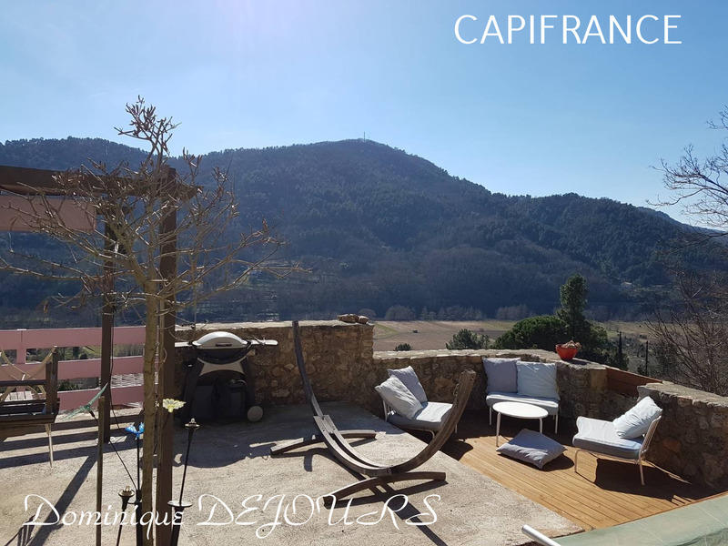 Maison - 109 m² - 5 pièces