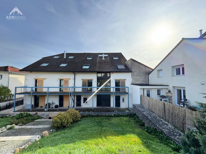 Maison - 225 m² - 7 pièces