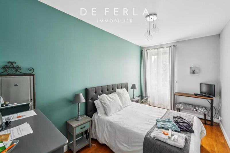 Appartement - 683 m² - 19 pièces