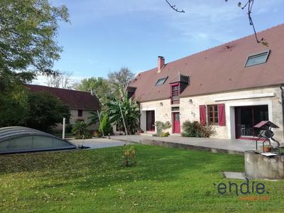 Maison - 230 m² - 7 pièces