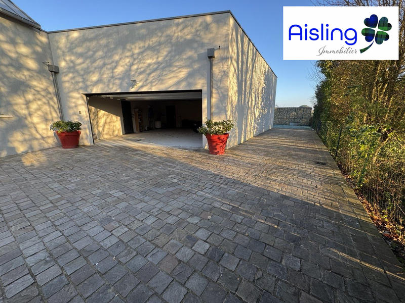 Maison contemporaine - 282 m² - 6 pièces