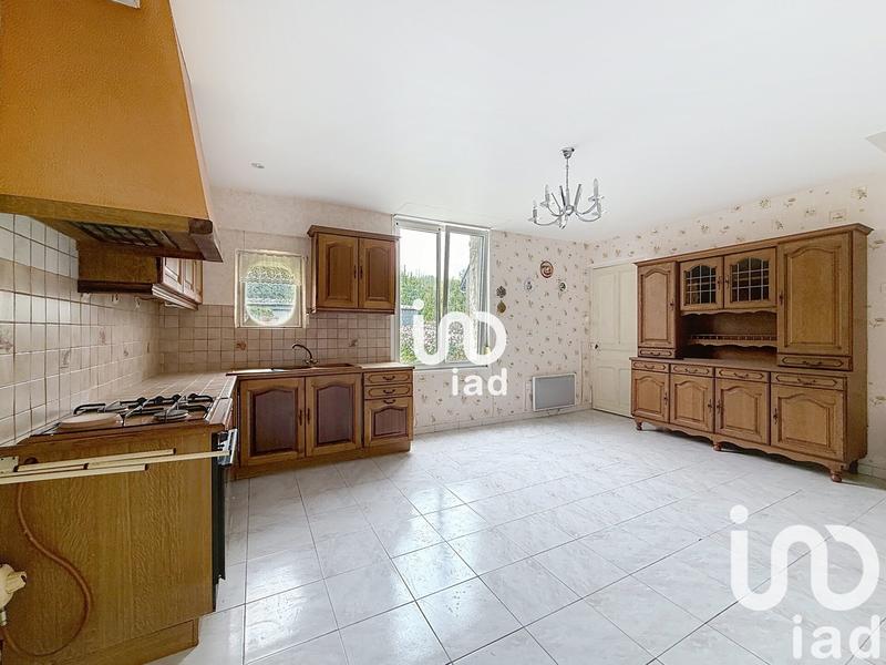 Maison - 99 m² - 5 pièces