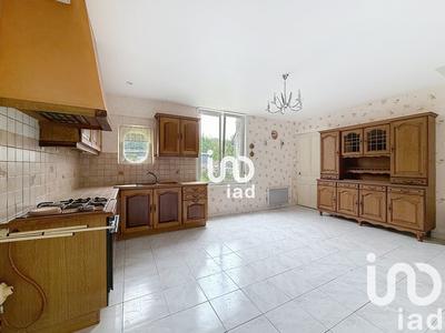 Maison - 99 m² - 5 pièces