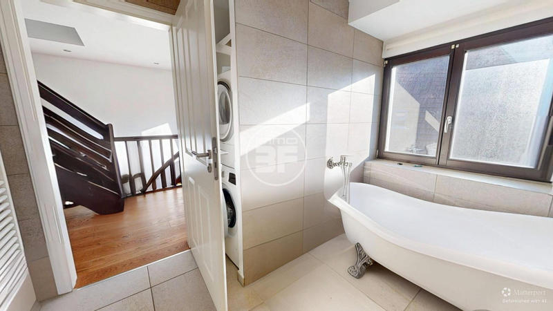 Duplex - 127 m² - 5 pièces