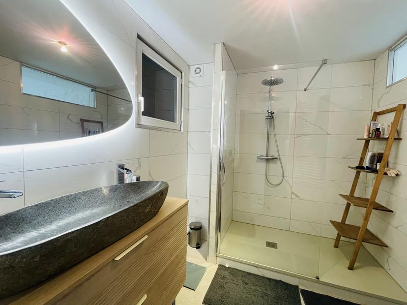 Appartement - 120 m² - 4 pièces