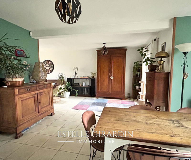 Maison - 122 m² - 6 pièces