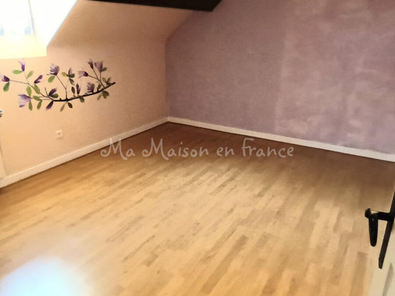 Maison - 144 m² - 6 pièces