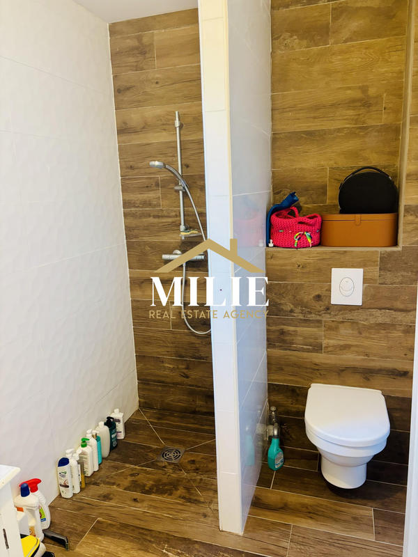 Maison - 82 m² - 4 pièces