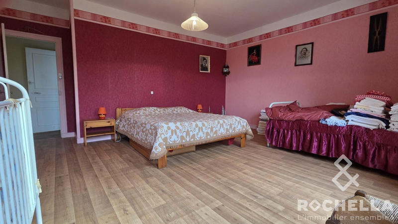 Maison ancienne - 190 m² - 8 pièces