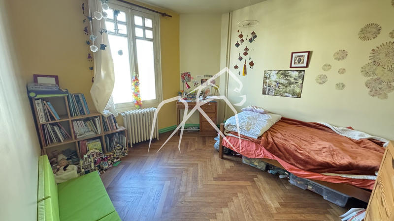 Maison - 100 m² - 6 pièces