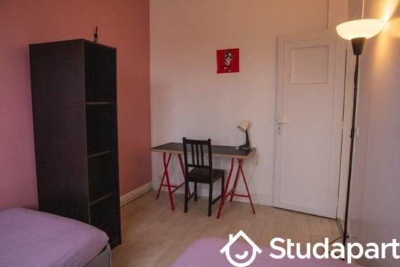 Chambre - 9 m² - 1 pièce