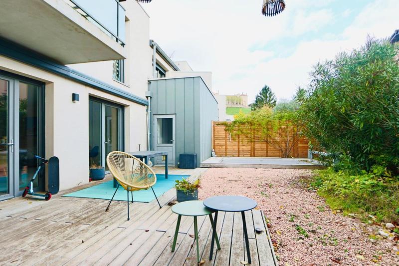 Maison - 106 m² - 6 pièces