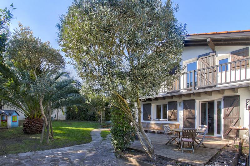 Maison traditionnelle - 105 m² - 4 pièces