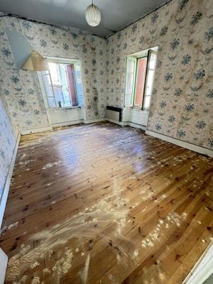 Maison - 70 m² - 5 pièces