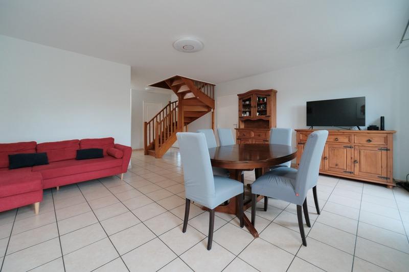 Maison - 97 m² - 5 pièces